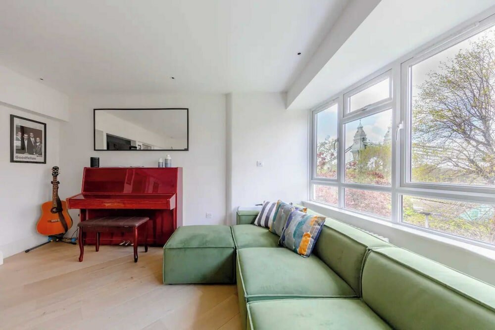 Фото Serene 3bd Flat, View of the Thames - Hammersmith