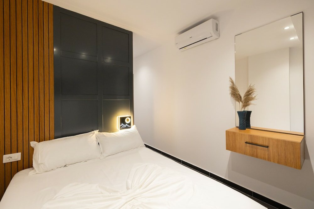 Фото Aglon Twin's Hotel