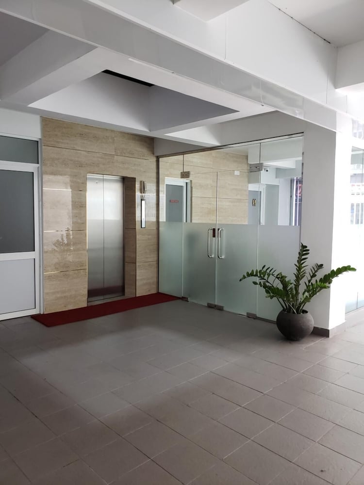 Фото Amazinn Suites