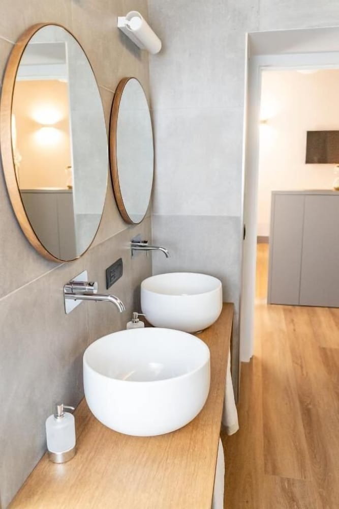 Фото Castel Sant Angelo Luxury Rooms & Tour