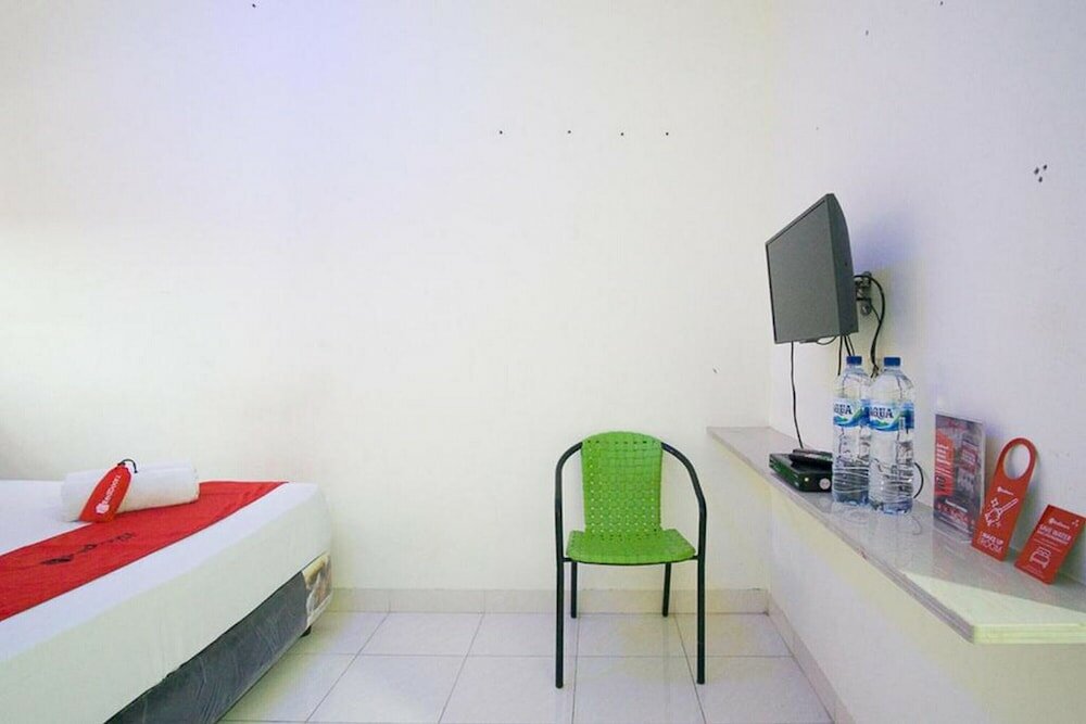 Фото RedDoorz @ Pematangsiantar 2