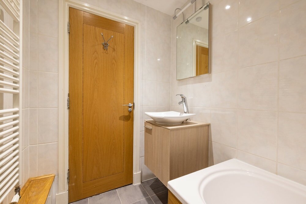 Фото The Tower Bridge Apartments