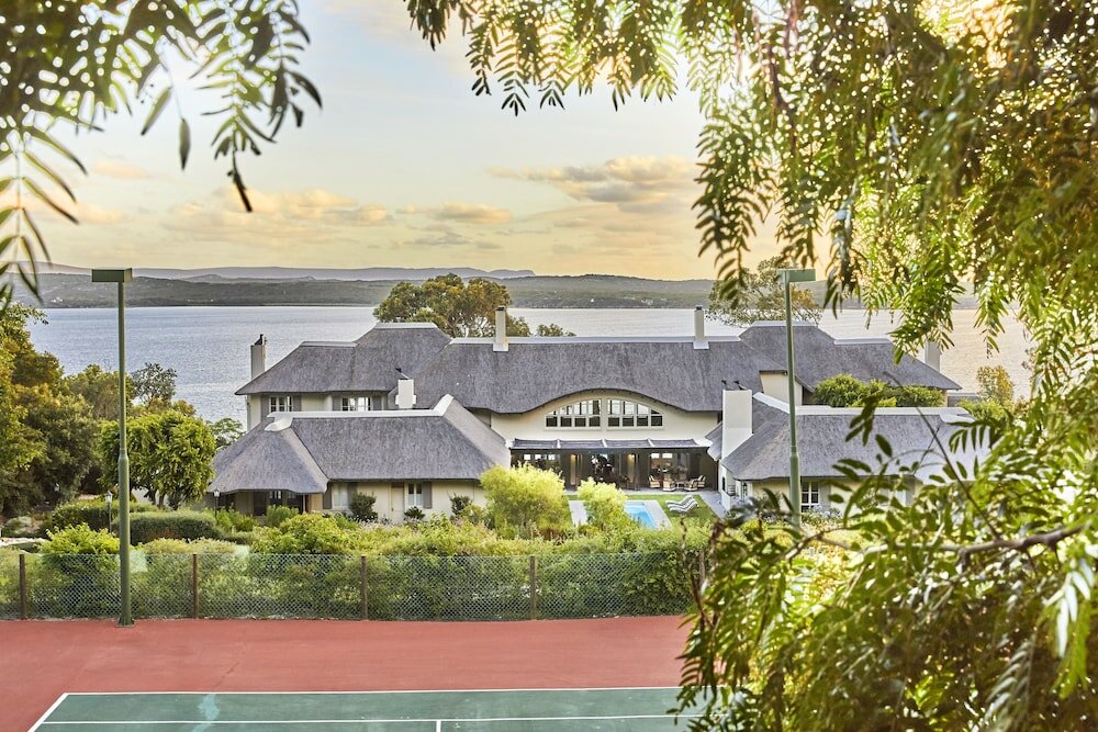 Фото The Thatch House Hermanus