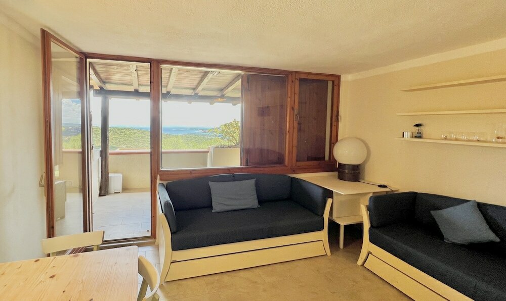 Фото Cugnana Verde Superiore con piscina