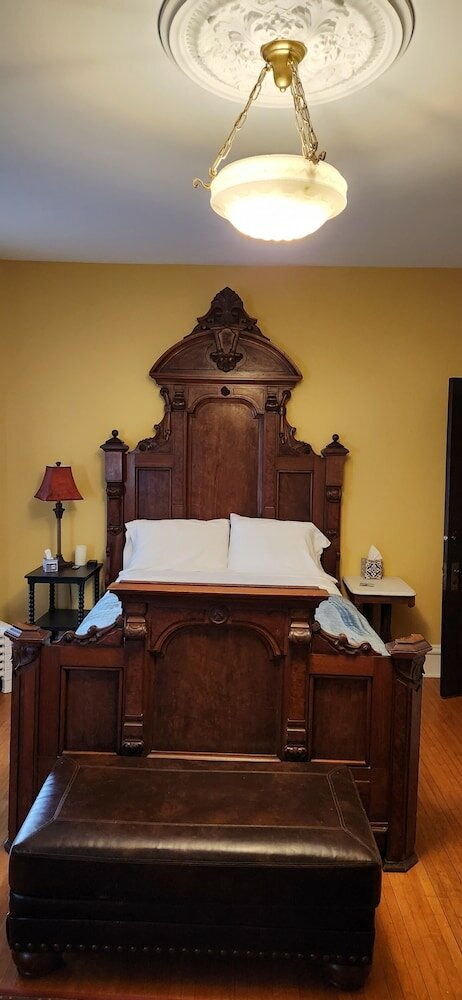 Фото Oaklawn Inn LLC