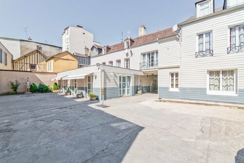 Внешний вид отеля Brit Hôtel Les Comtes de Champagne Centre Historique в Труе, фото 4