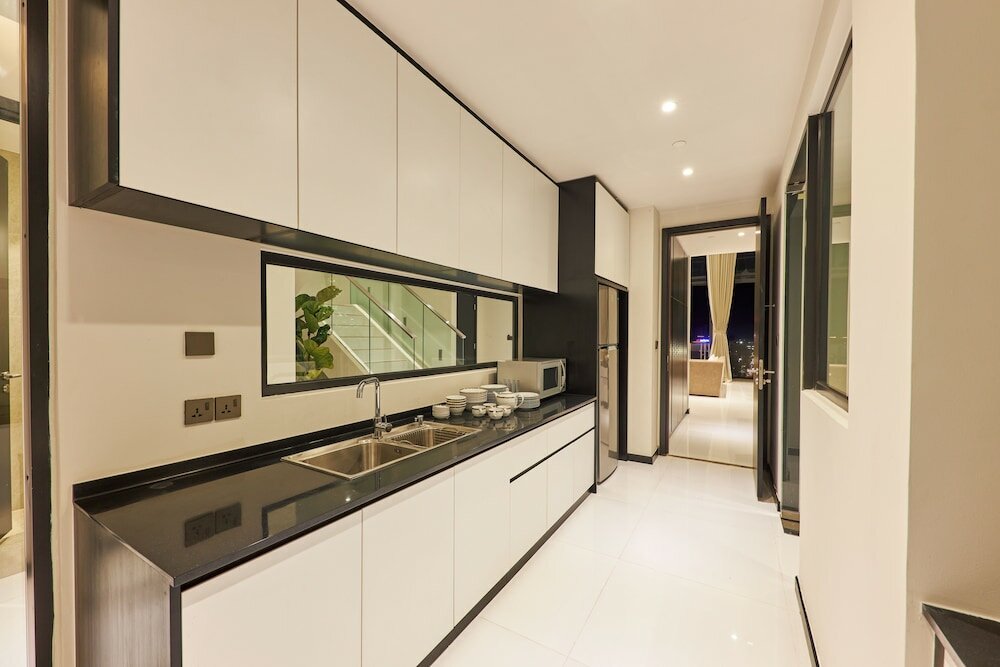 Фото Luxcity Hotel & Apartment