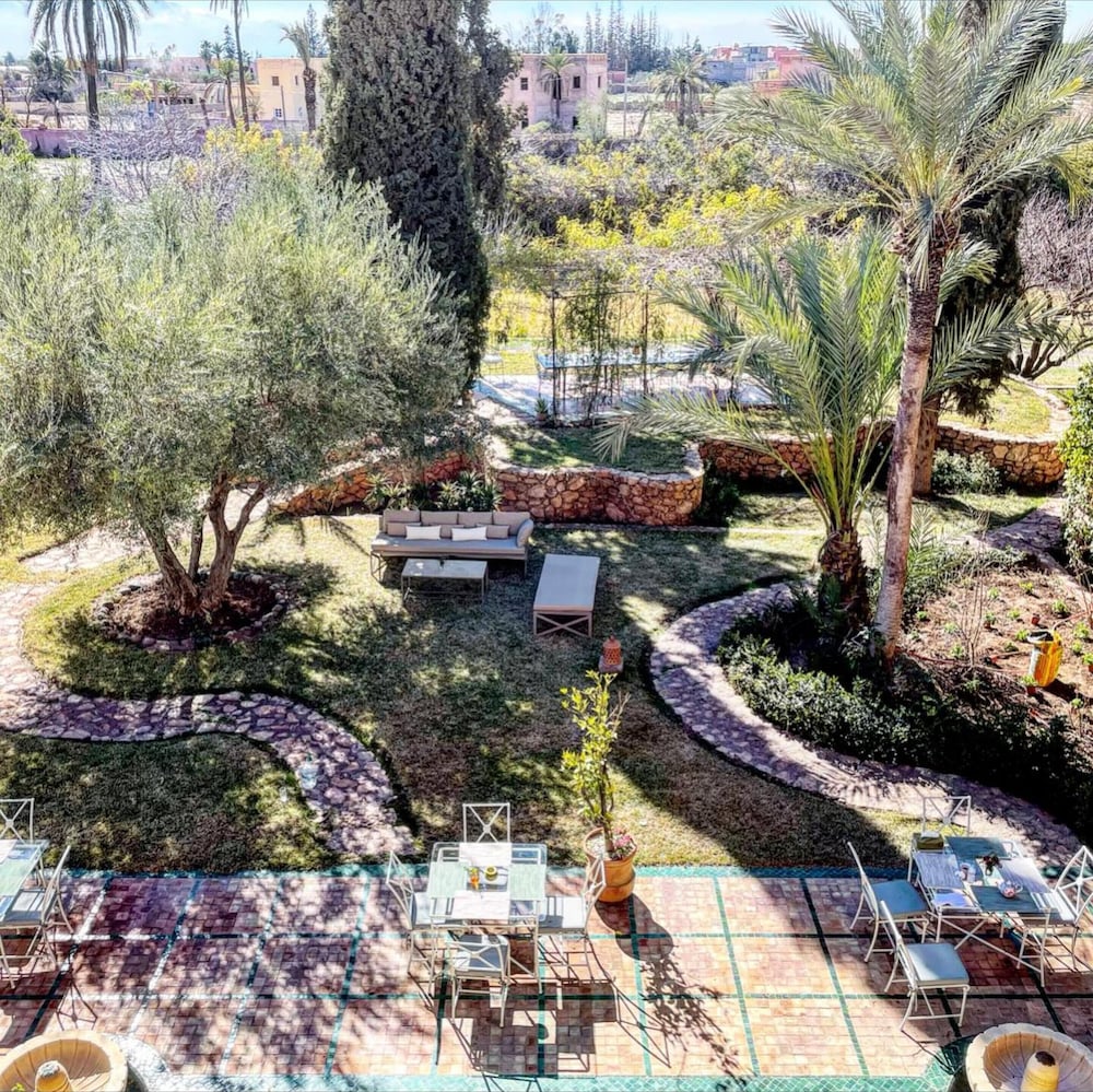 Фото Jenan Mayshad