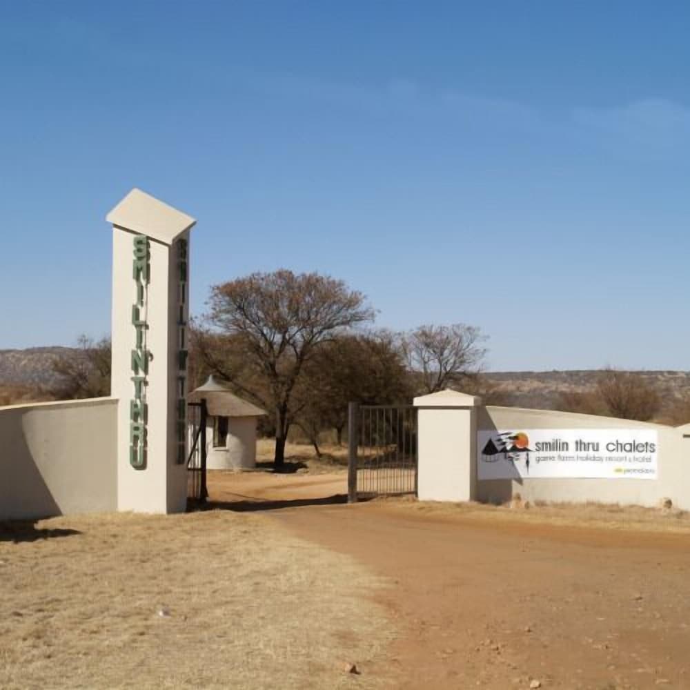 Фото Smilin Thru Resort