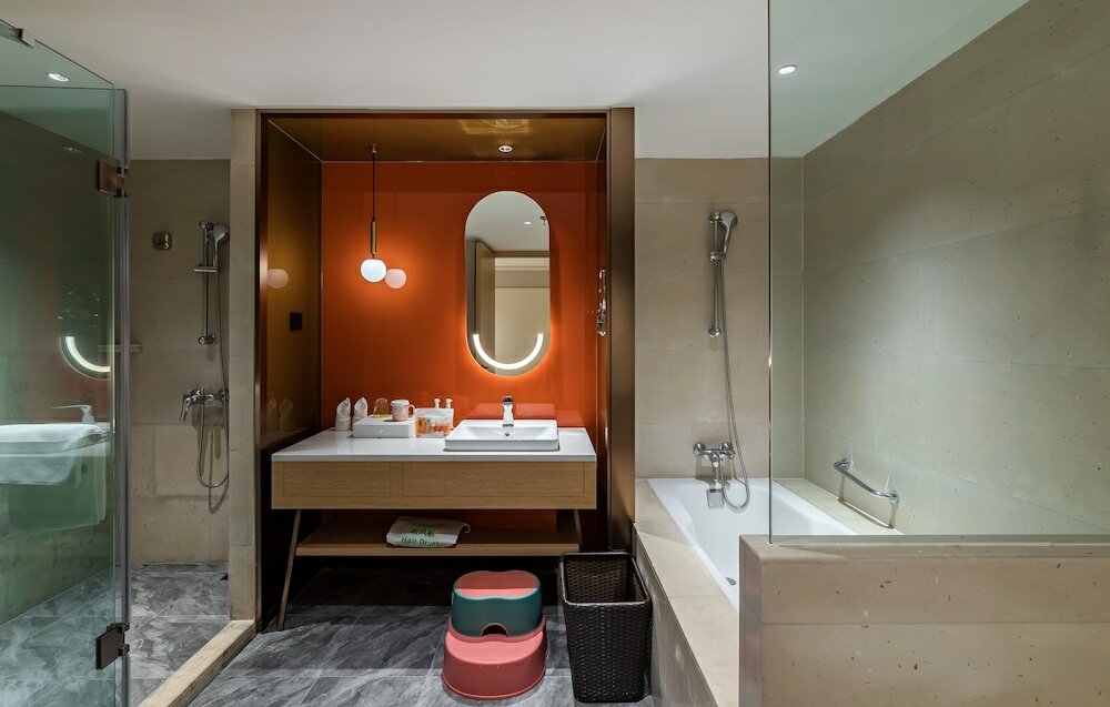 Фото Holiday Inn Chongqing Guanyinqiao, an Ihg Hotel