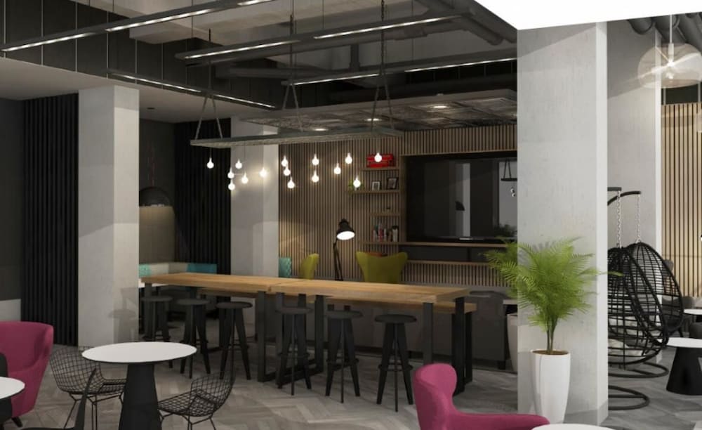 Фото Astor College