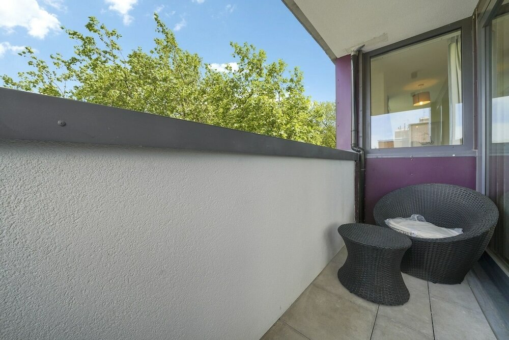 Фото Chic Aparts in Bermondsey by City Stay Aparts