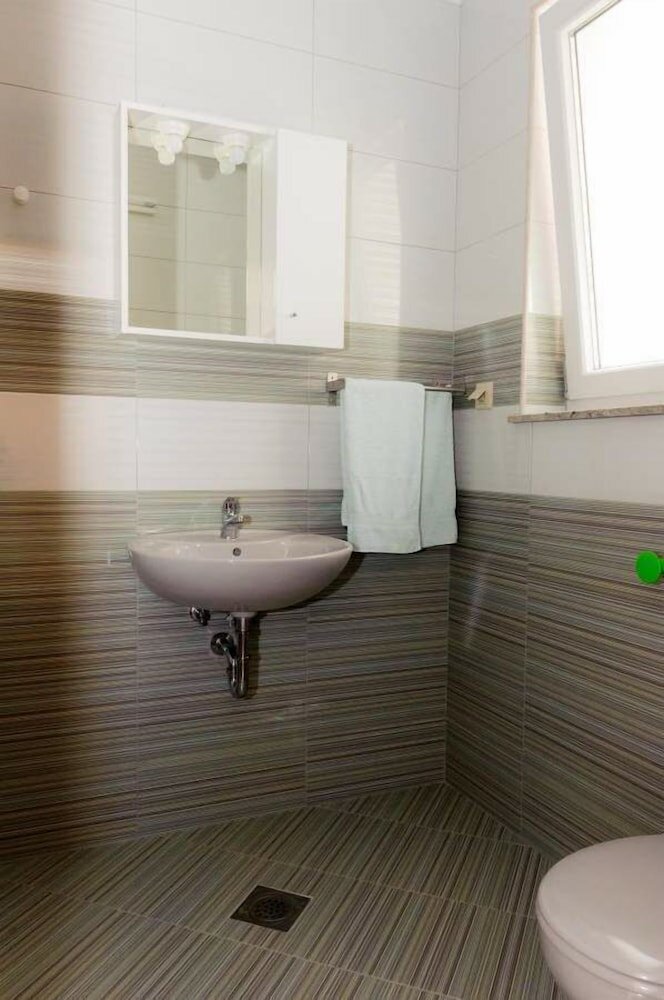 Фото Ljuba - in Center & Close to the Beach - A3