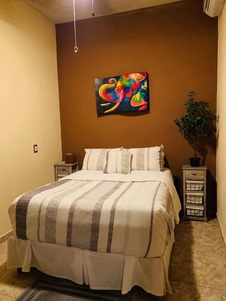 Фото Franks House