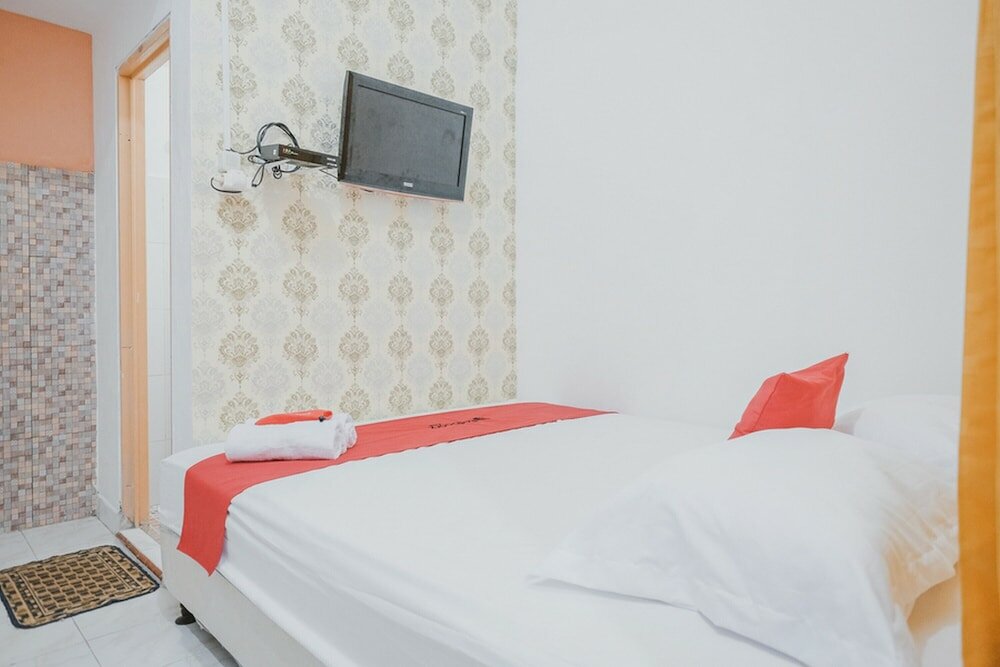 Фото RedDoorz Syariah near Mall Boemi Kedaton Lampung 2