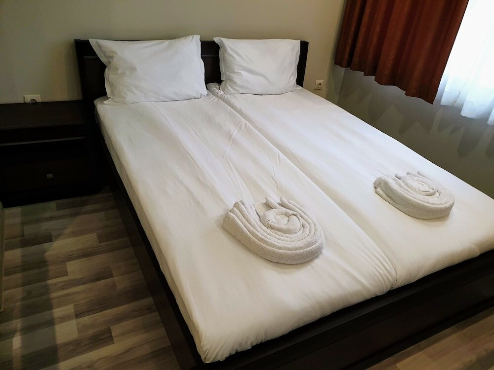 Фото Hotel Central