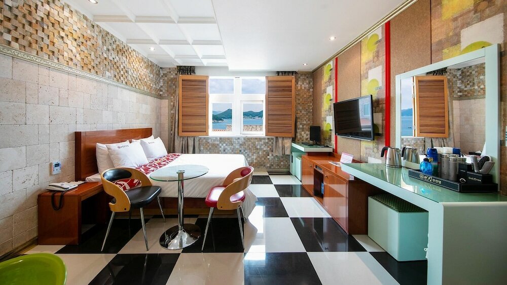 Фото Yeosu King Pension Tel