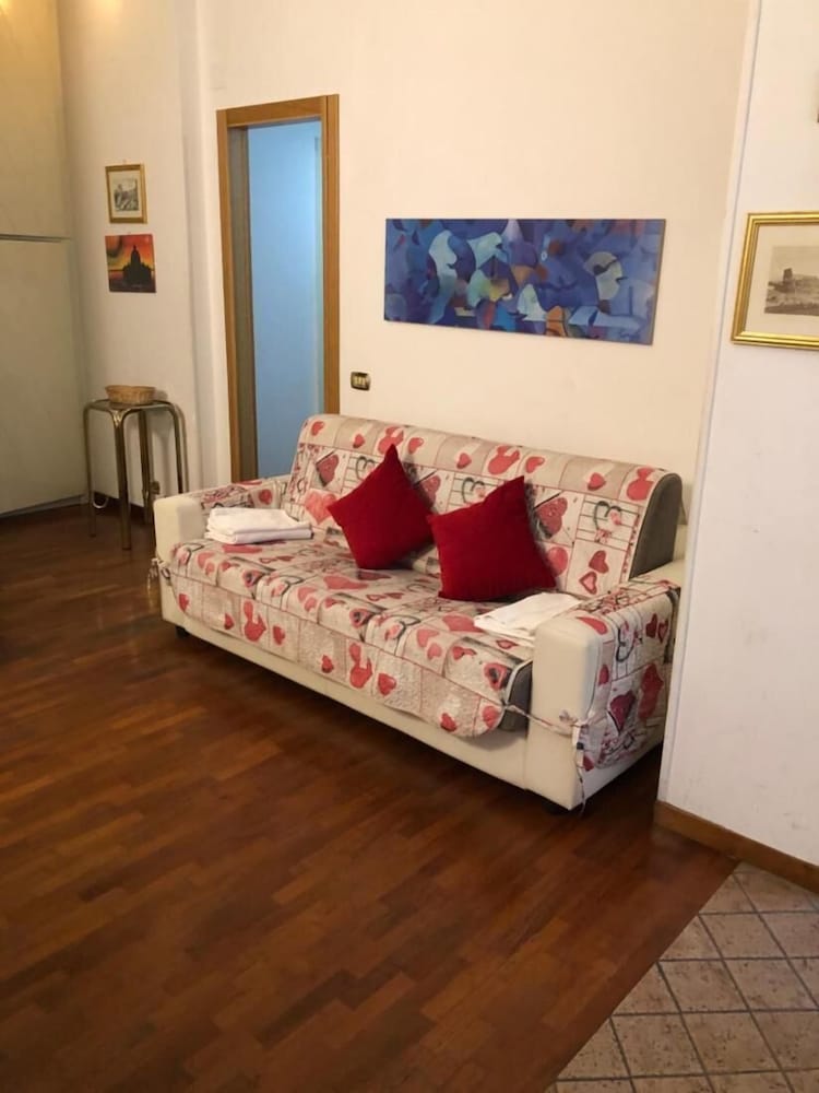 Фото House Serena in Rome