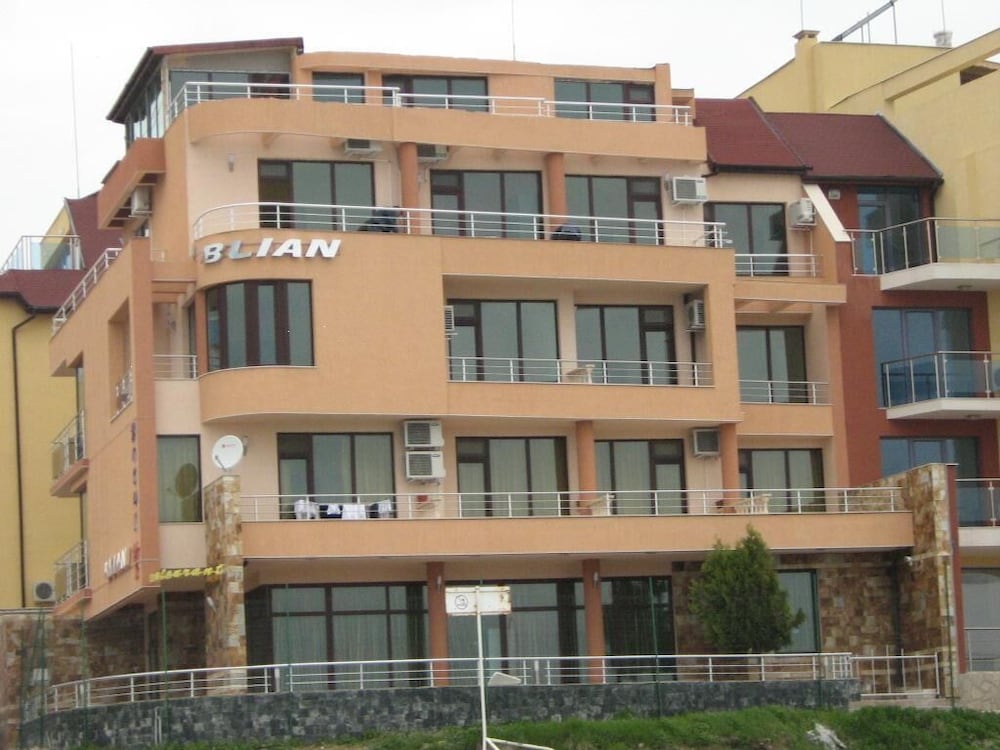 Фото Hotel Blian