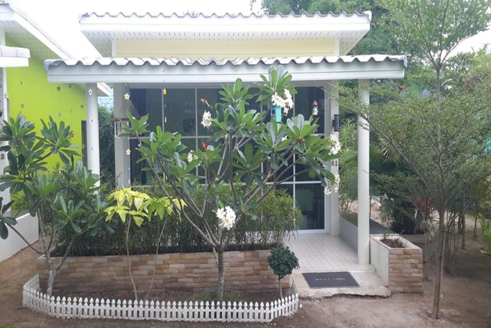 Фото Sports Bar & Resort