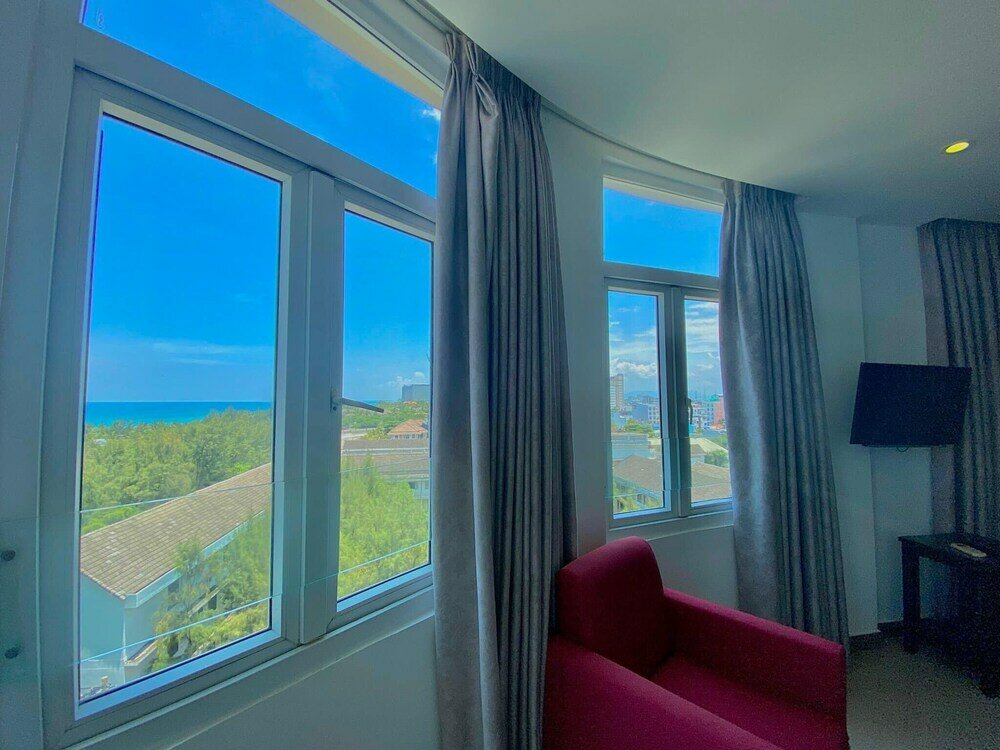 Фото Queen Palace Hotel Da Nang