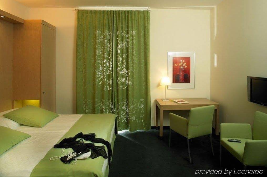 Фото Grand Hotel Europe