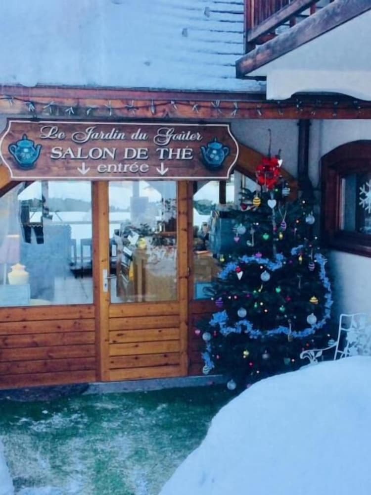 Фото Hotel L'Oustalet