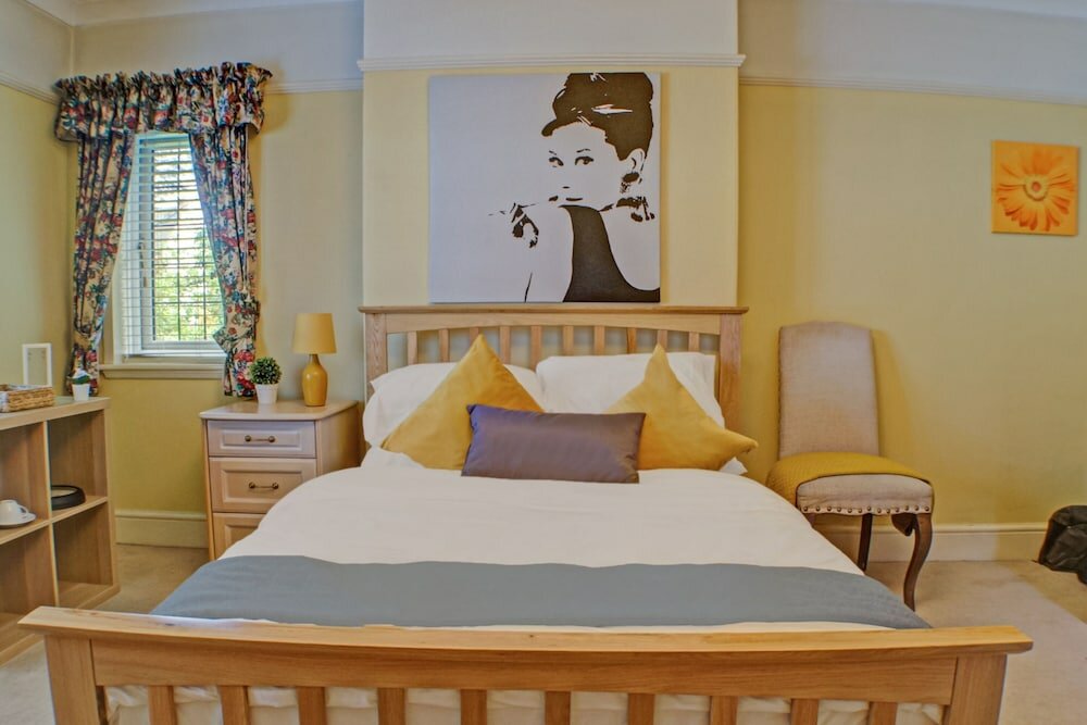 Фото Oyo Wayside Hotel