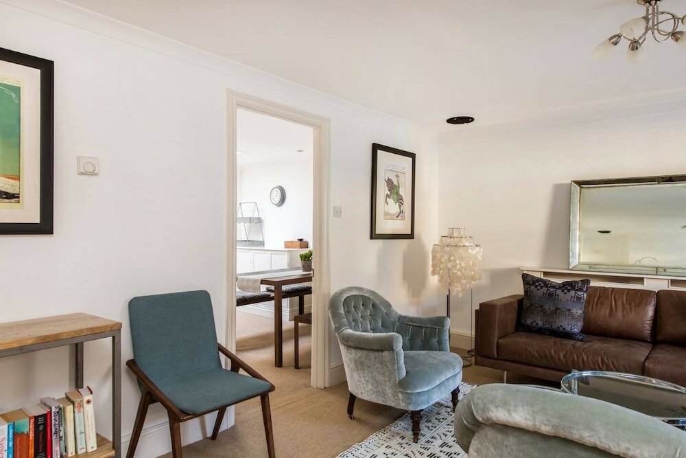Фото Beautiful 2-bed Flat, Notting Hill