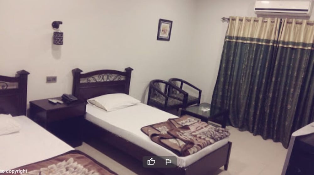 Фото Hotel Silver Sand Multan