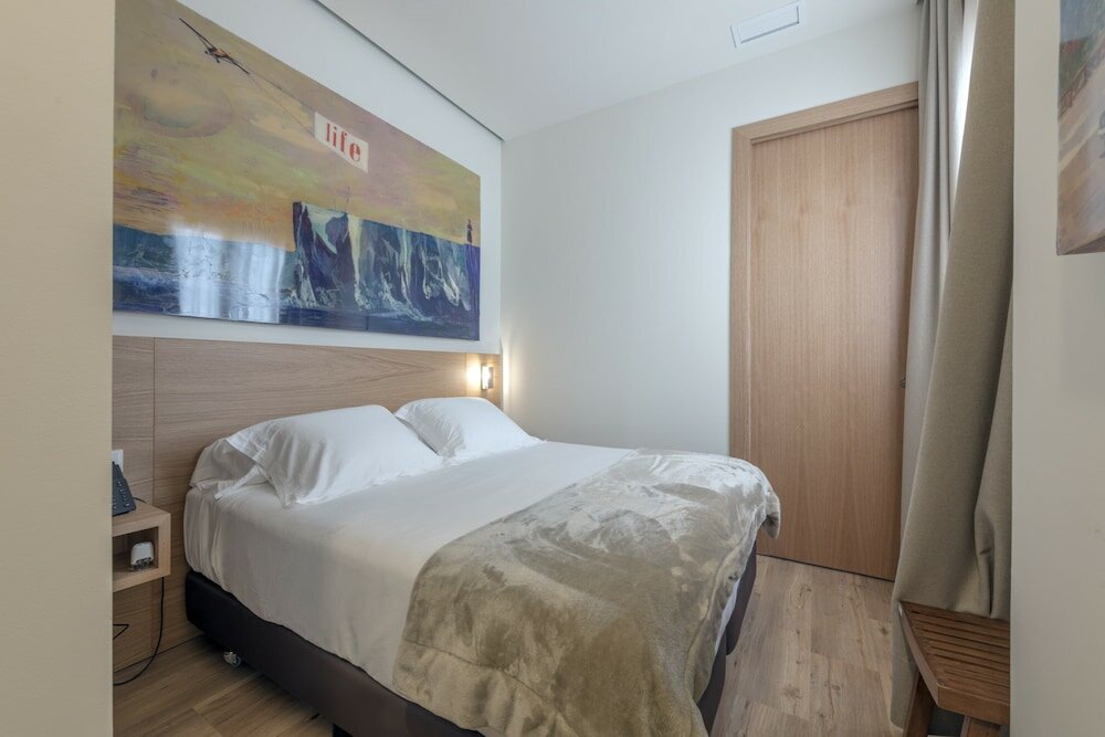 Фото Graffiti Suites El Museo