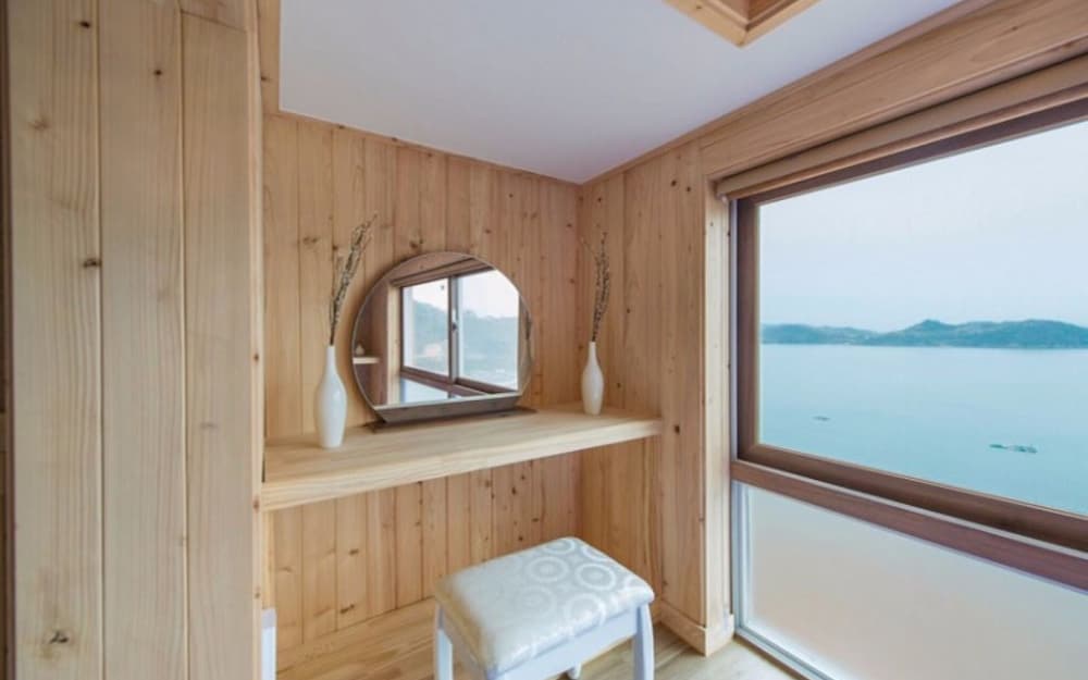 Фото Yeosu The Sea of Counting Stars Pension