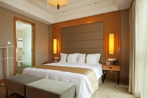 Гостиница Holiday Inn Hangzhou CBD