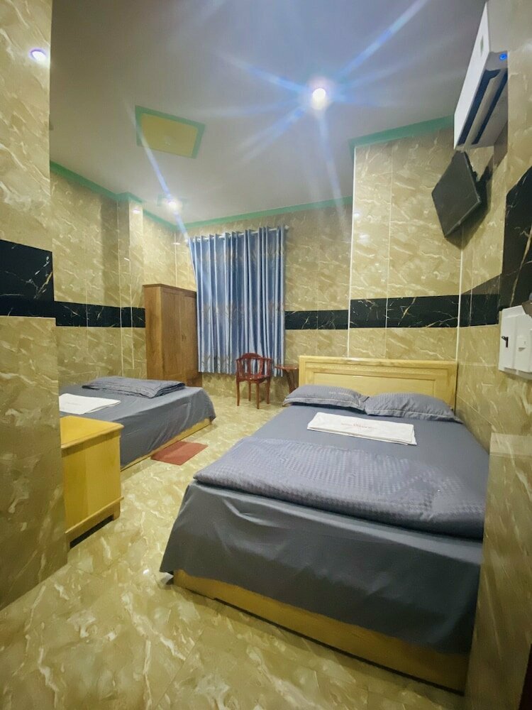 Hotel Khach San Khanh Binh, Bình Dương Province, photo