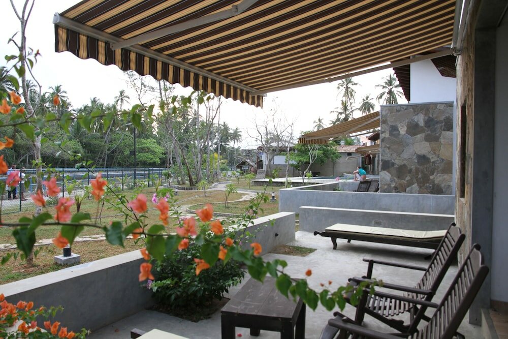 Фото Villa Tangalle Lagoon