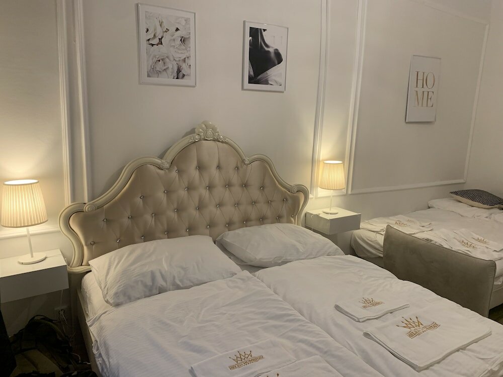 Фото Helen Homestay Vyšehrad