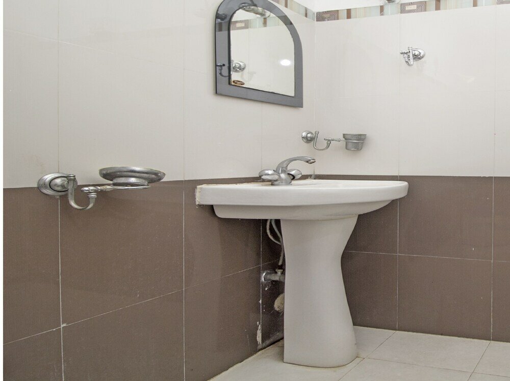 Фото Oyo 29736 Nandanik Palace