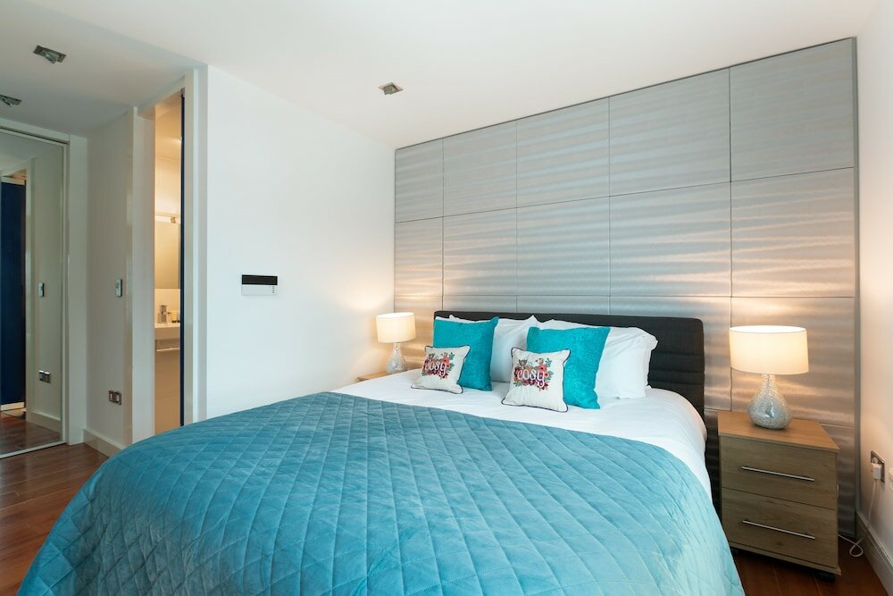 Фото River view Luxury 3bed flat with views