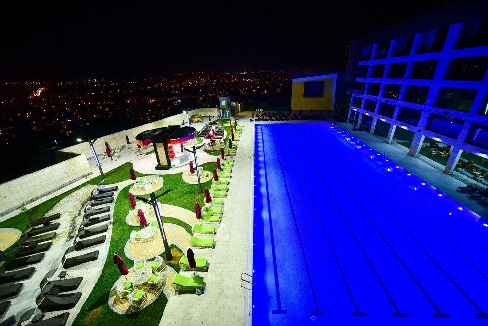 Фото Hills Hotel