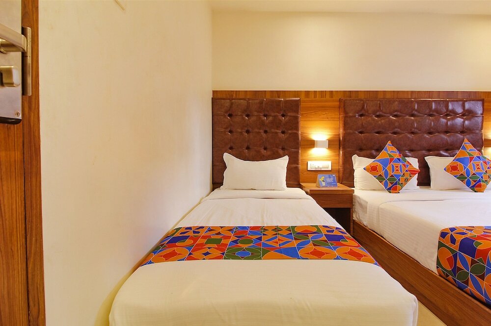 Фото Fabhotel Seven Olives