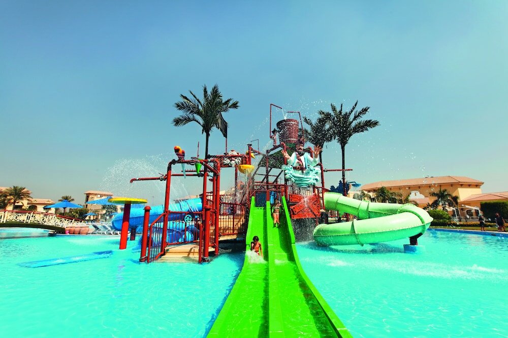 Фото Movenpick Hotel Cairo Media City