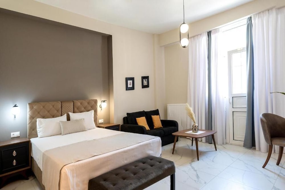 Фото Black Onyx Comfort Suites