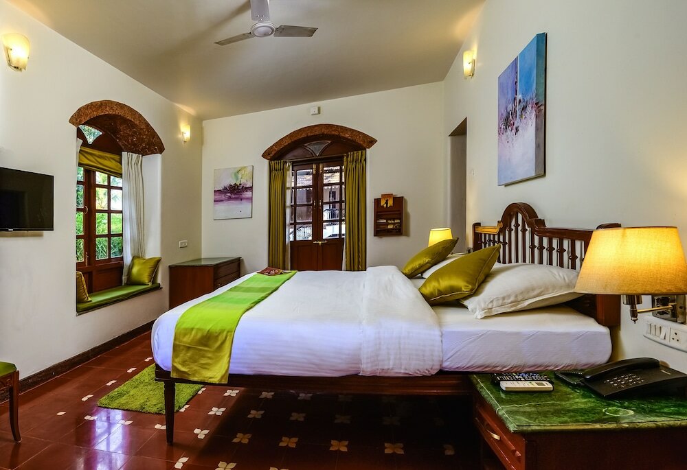 Фото Neemrana's Three Waters