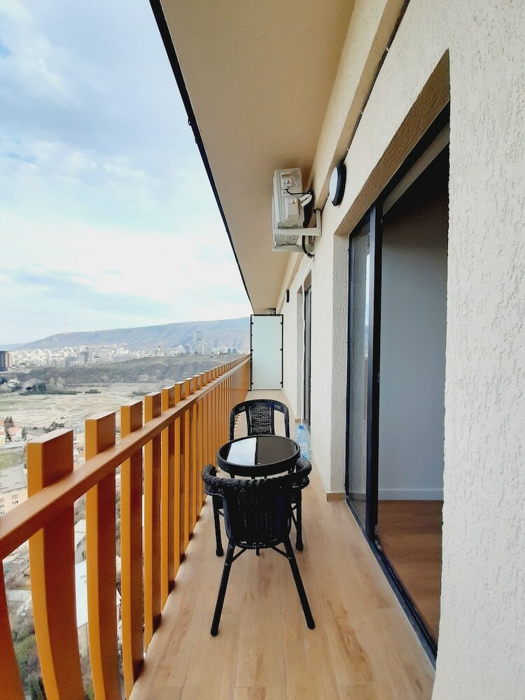 Фото Furnished Cozy & Luxury Flat