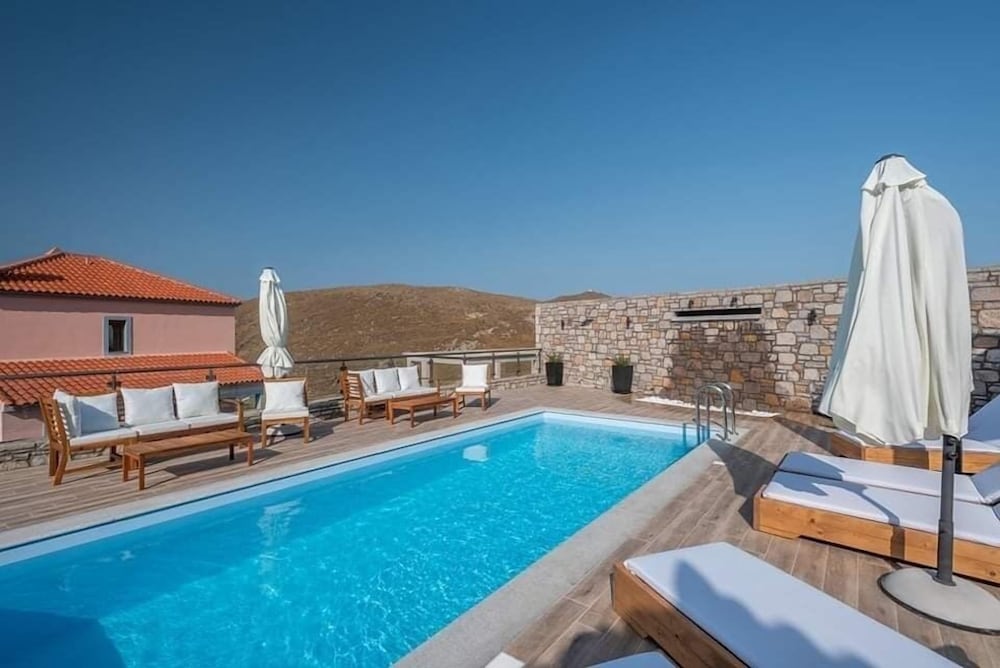 Фото Lithoessa Luxury Apartments