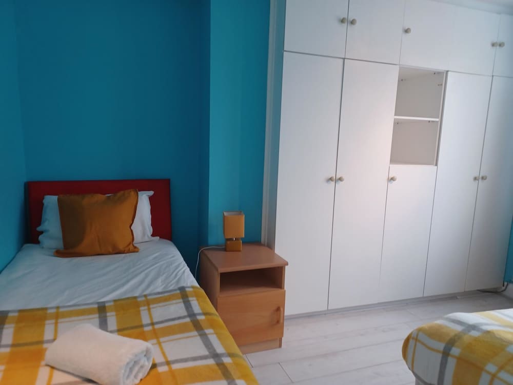 Фото Crawley Green House - Huku Kwetu