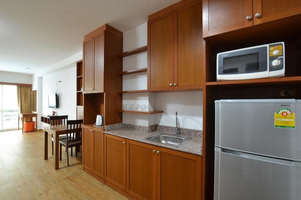 Фото Condo Express View Talay 6