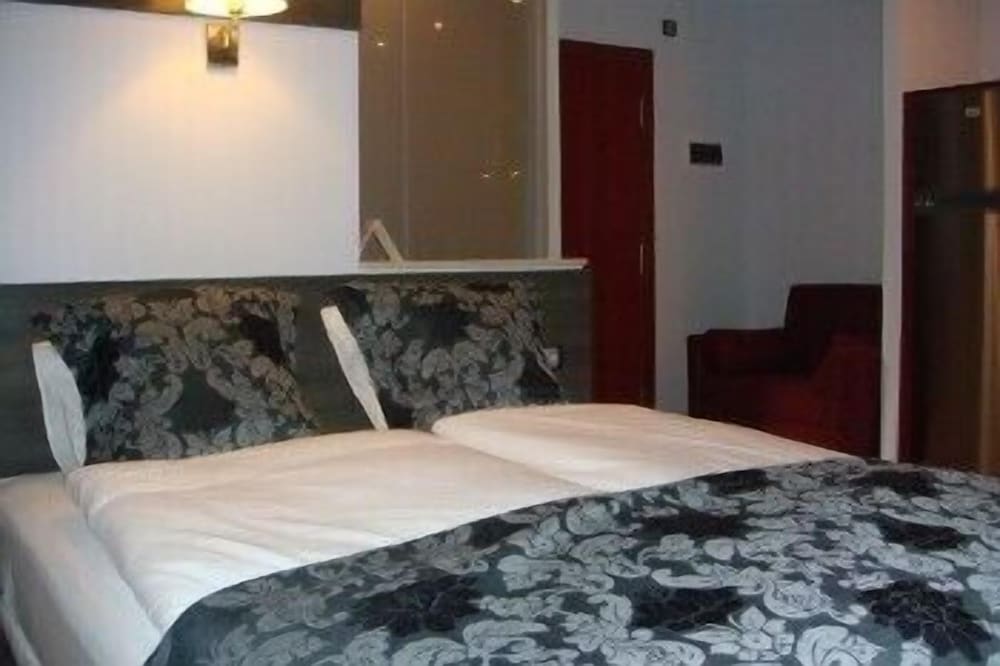 Фото Casablanca Suites