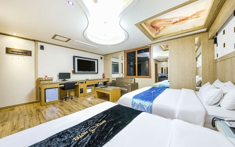 Фото Yeosu Apple Hotel