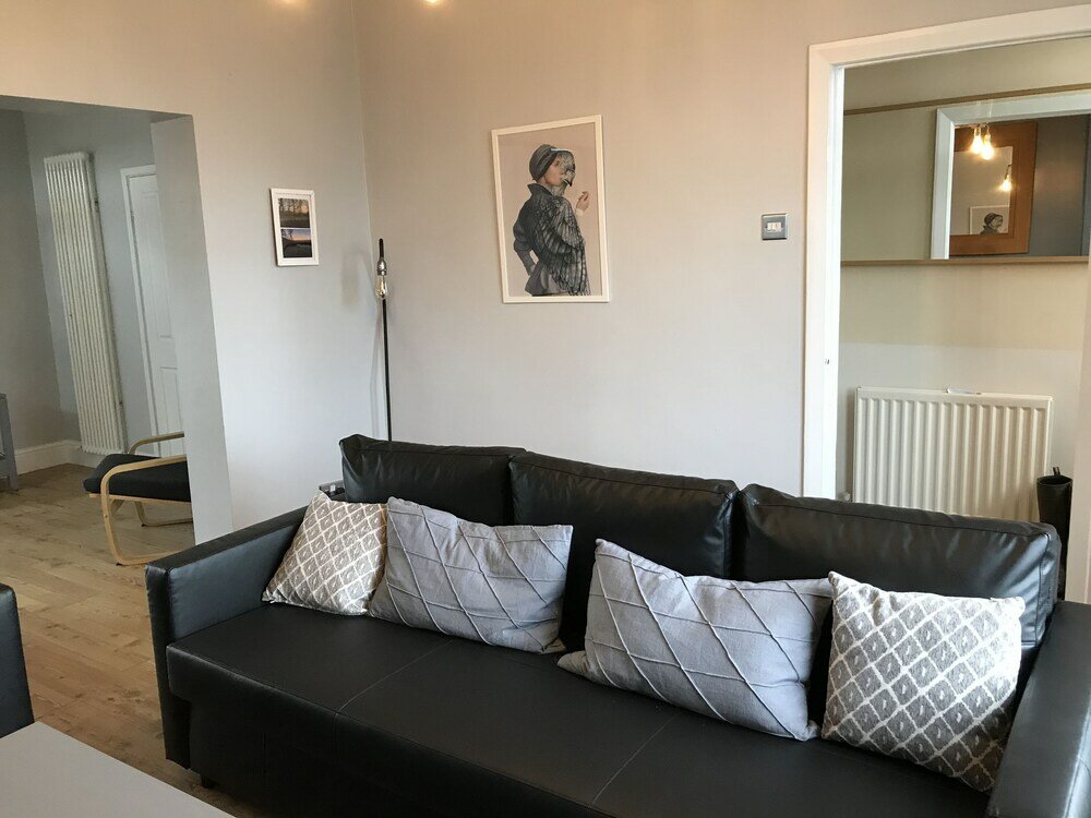 Фото 1 Twizell Lane